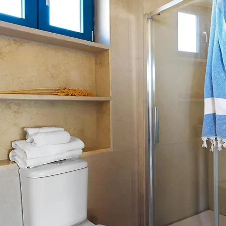 Country house Peristerona, Olive Manor Boutique Stone- Built For 8 People Close To Polis And Paphos *