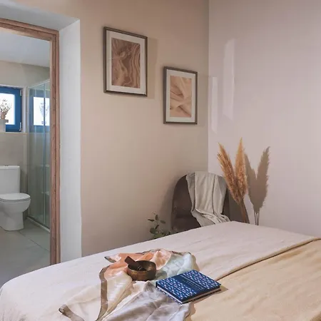 Olive Manor, Boutique Countryside Escape In Peristerona *